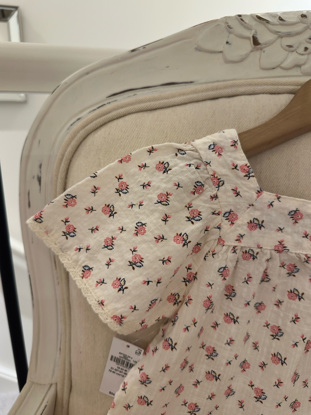 🤍 18~24 Mth Old Navy Cream Boho Ruffle Baby Dress with Pink Floral Print NWT - Picture 5 of 14